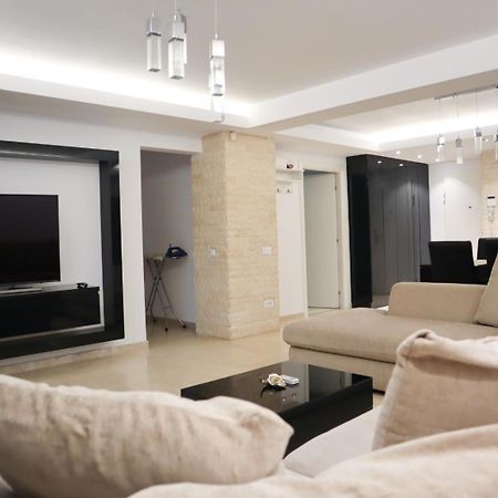 Central Apartament Bulevardul Decebal Bukares Bagian luar foto