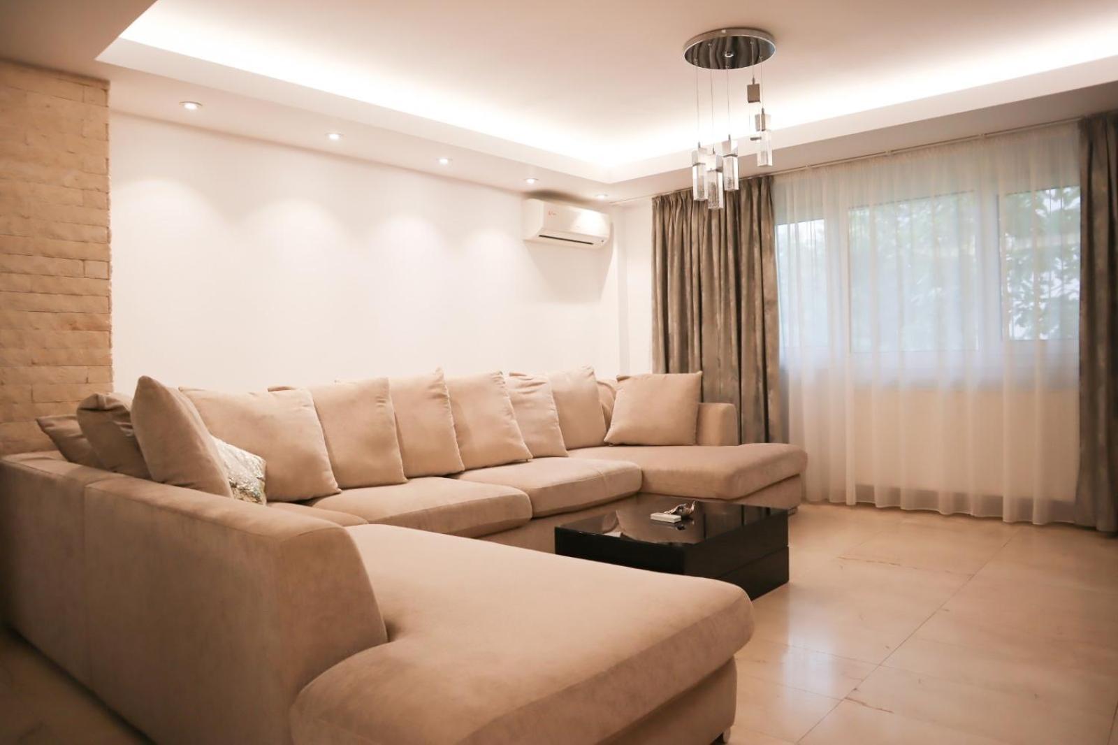 Central Apartament Bulevardul Decebal Bukares Bagian luar foto