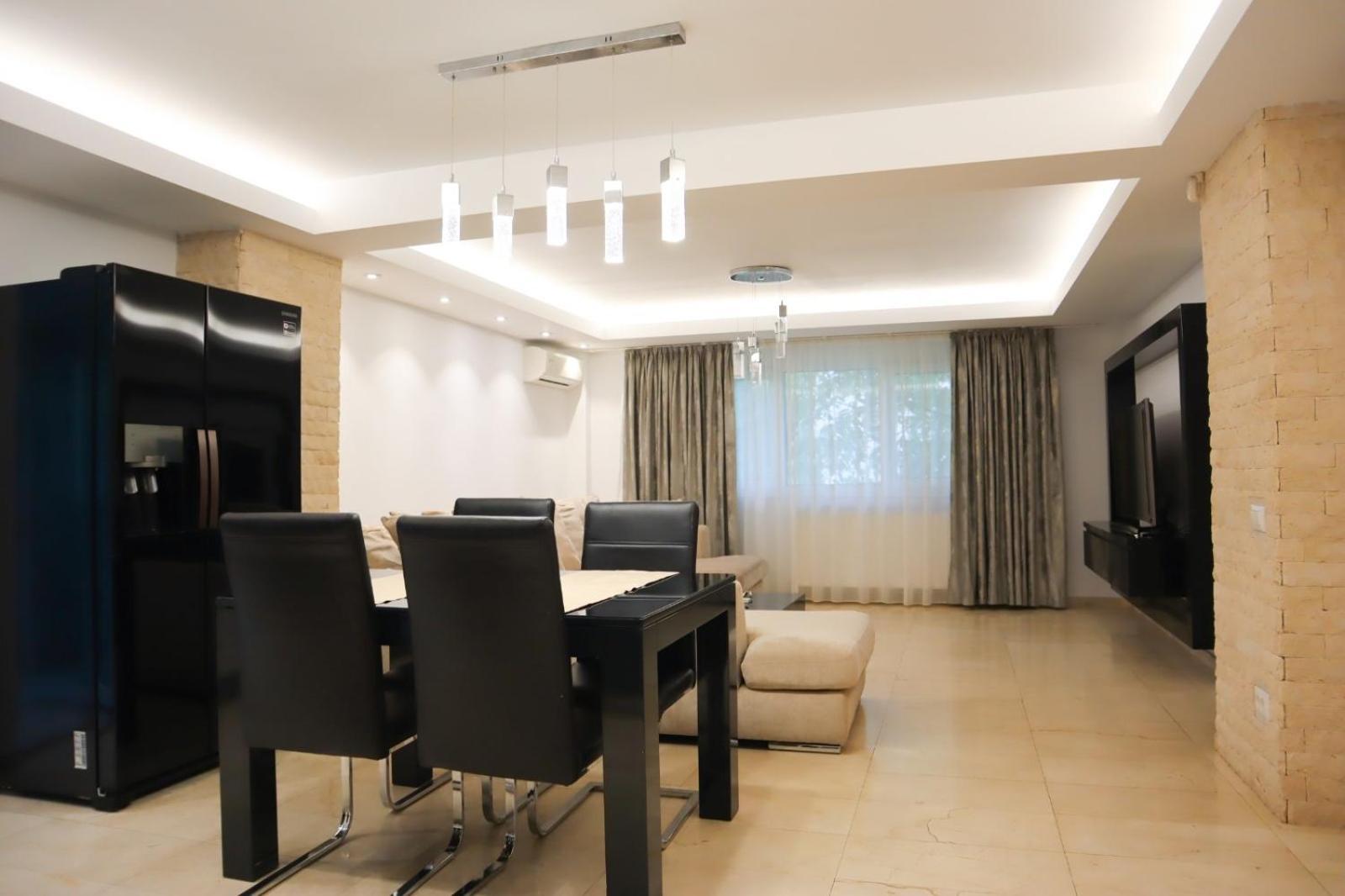 Central Apartament Bulevardul Decebal Bukares Bagian luar foto